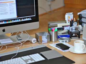 KPH Edith Stein Schreibtisch